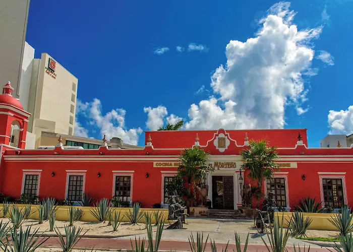 Krystal CancunResort Hotel